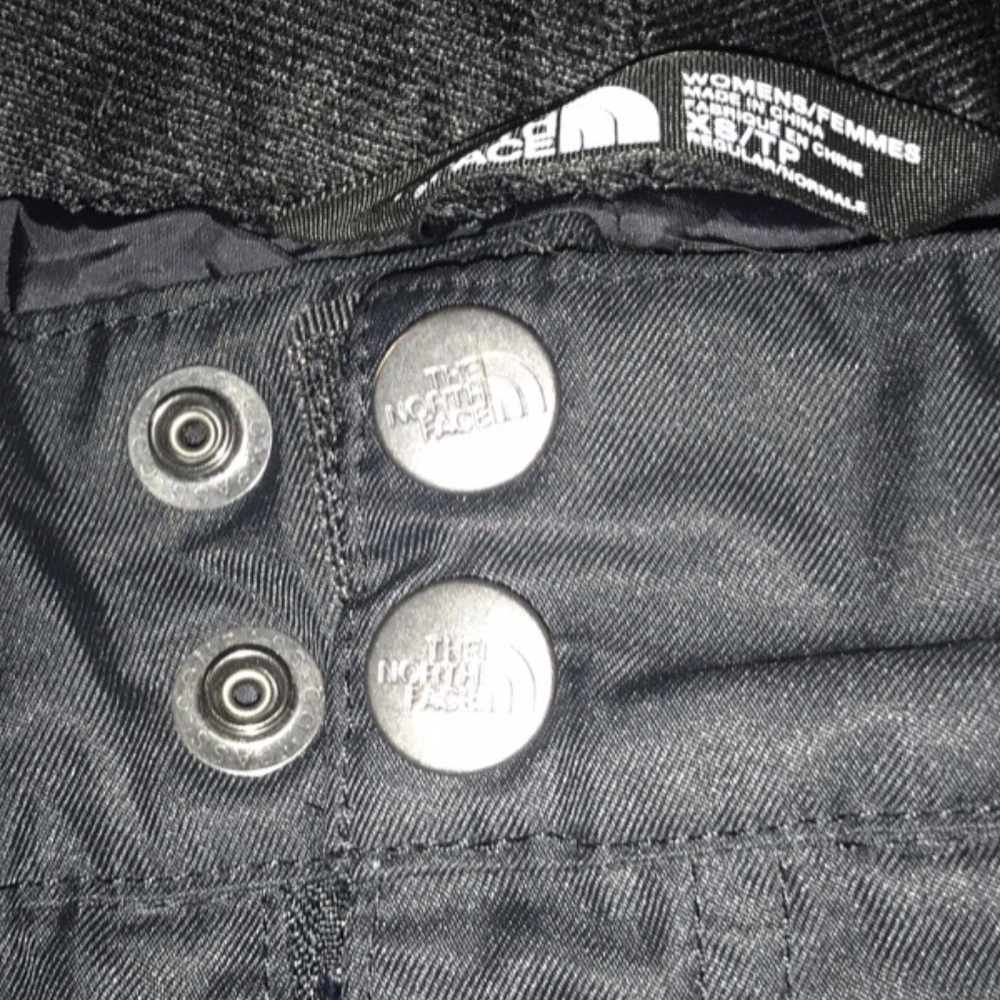 SALE The North Face Women's Hyvent Black Ski Pants